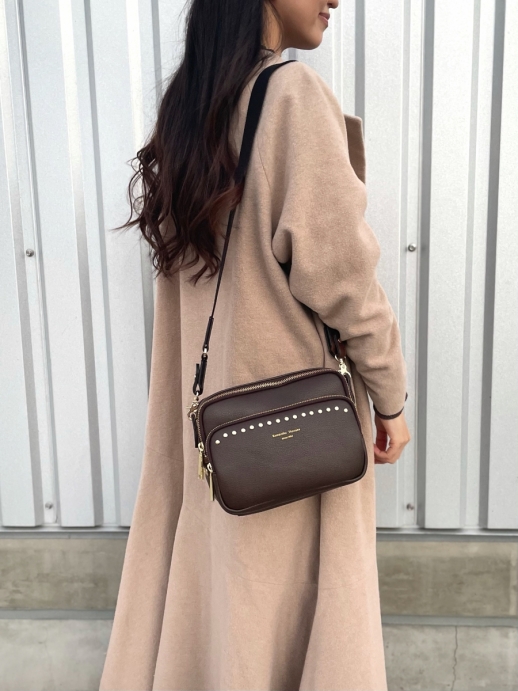Samantha Thavasaスタッズスクエアショルダーバッグ