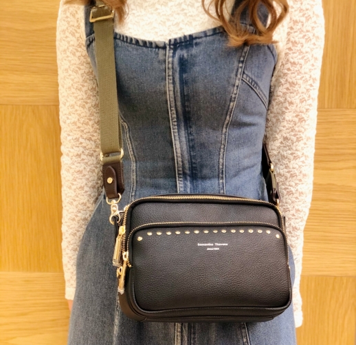 Samantha Thavasaスタッズスクエアショルダーバッグ