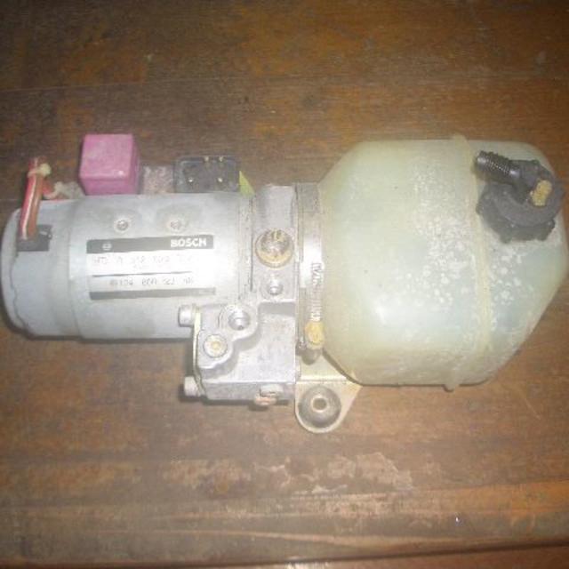 R129　ソフトトップ　油圧ポンプ　モーターポンプ