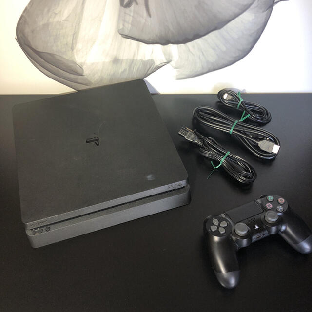 PS4 CUH-2000B (黒) 本体　コントローラー付　動作確認済み